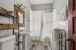 4734 N Artesian Ave, Chicago, IL 60625 - Photo 8