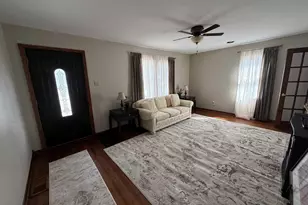 1010 Osmond Ave, Antioch, IL 60002 - Photo 2