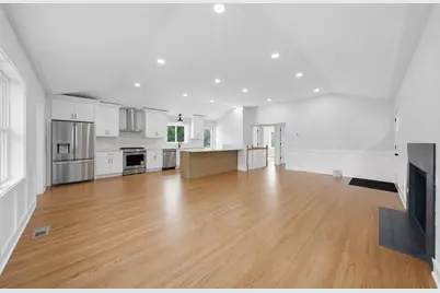 75 Brookdale Lane, Palatine, IL 60067 - Photo 2