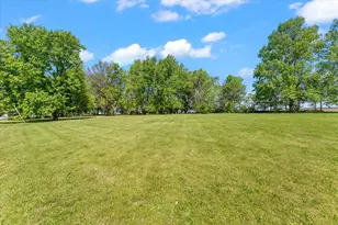 302 County Rd 2650 N, Mahomet, IL 61853 - Photo 36