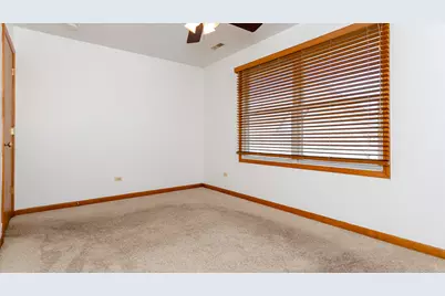 1033 Hayes Avenue, Oak Park, IL 60302 - Photo 22