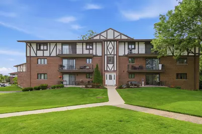 11012 S Theresa Circle #1C, Palos Hills, IL 60465 - Photo 1
