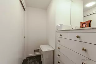 2230 Chestnut St, Waukegan, IL 60087 - Photo 22
