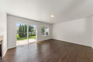 97 W Amberley Dr, Round Lake, IL 60073 - Photo 12