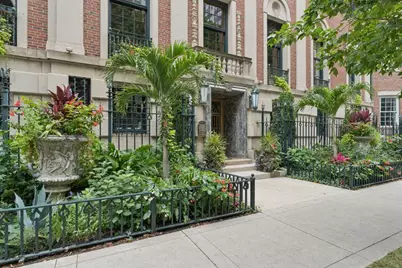 1355 N Astor Street, Chicago, IL 60610 - Photo 2