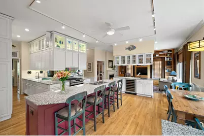 2705 N Bosworth Avenue, Chicago, IL 60614 - Photo 20