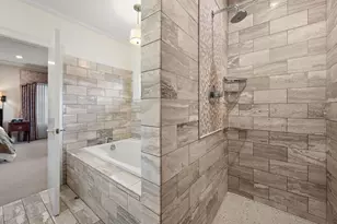 2705 N Bosworth Ave, Chicago, IL 60614 - Photo 36