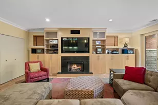 2705 N Bosworth Ave, Chicago, IL 60614 - Photo 56