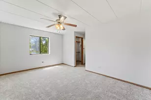 13248 W Circle Dr Pkwy, Crestwood, IL 60418 - Photo 16