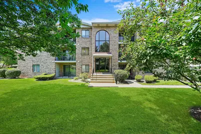 13248 W Circle Drive Parkway #405, Crestwood, IL 60418 - Photo 2