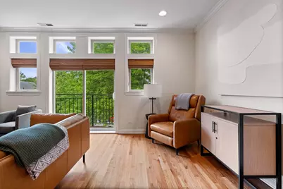 1929 N Sawyer Avenue #2, Chicago, IL 60647 - Photo 8
