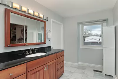 1255 Laurel Avenue, Deerfield, IL 60015 - Photo 14