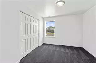 207 S Ottawa St, Joliet, IL 60436 - Photo 12