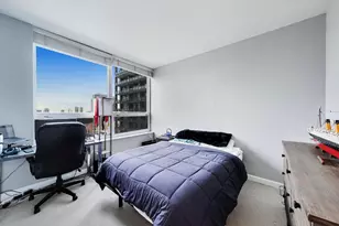 421 W Huron St, Chicago, IL 60654 - Photo 10