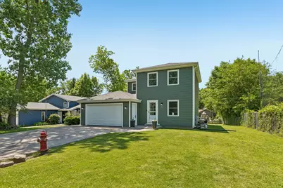 826 Elm Avenue, Round Lake Park, IL 60073 - Photo 2