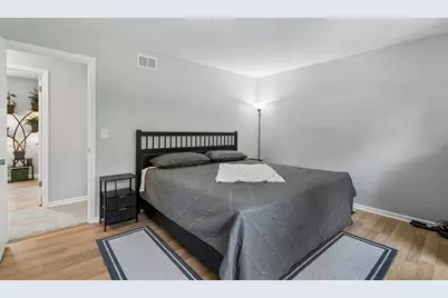 826 Elm Avenue, Round Lake Park, IL 60073 - Photo 16