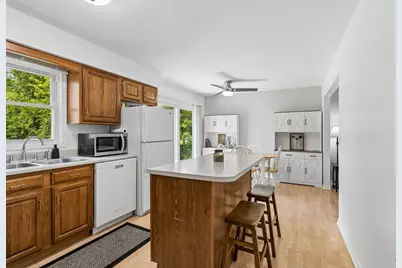 826 Elm Avenue, Round Lake Park, IL 60073 - Photo 10