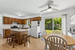 826 Elm Ave, Round Lake Park, IL 60073 - Photo 6