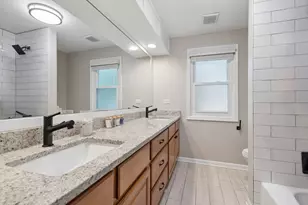 1220 Garden Ct, Naperville, IL 60540 - Photo 20