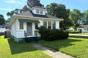 151 S Martin Ave, Waukegan, IL 60085 - Photo 2