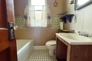 151 S Martin Ave, Waukegan, IL 60085 - Photo 12