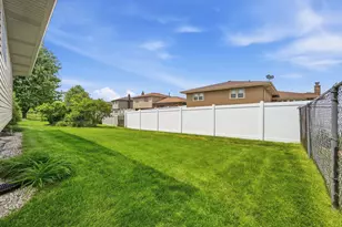 8424 168th St, Tinley Park, IL 60487 - Photo 26