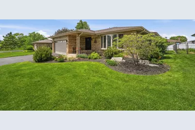 8424 168th Street, Tinley Park, IL 60487 - Photo 1