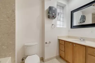 2935 W Rosemont Avenue #2, Chicago, IL 60659 - Photo 16