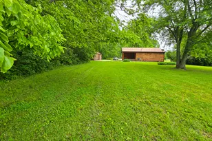787 Walnut Hill Rd, Centralia, IL 62801 - Photo 10
