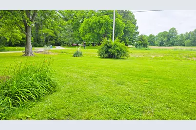 787 Walnut Hill Road, Centralia, IL 62801 - Photo 14