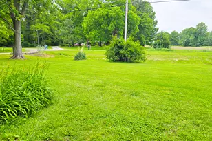 787 Walnut Hill Rd, Centralia, IL 62801 - Photo 14