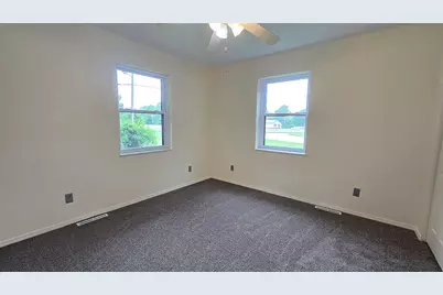 787 Walnut Hill Road, Centralia, IL 62801 - Photo 28