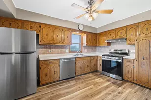 16755 Paxton Ave, Tinley Park, IL 60477 - Photo 4