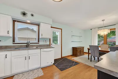 1016 S Haddow Avenue, Arlington Heights, IL 60005 - Photo 6