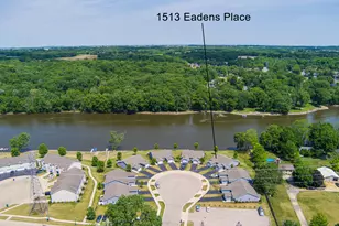 1513 Eadens Pl, Dixon, IL 61021 - Photo 4