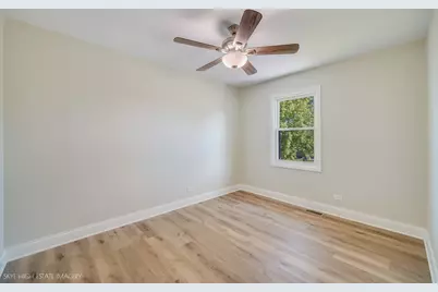 8131 W Evergreen Drive, Frankfort, IL 60423 - Photo 10