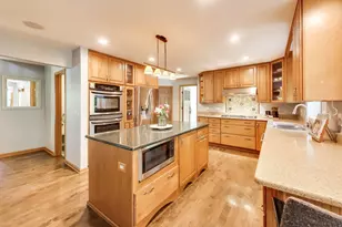 845 Saugatuck Trail, Vernon Hills, IL 60061 - Photo 12