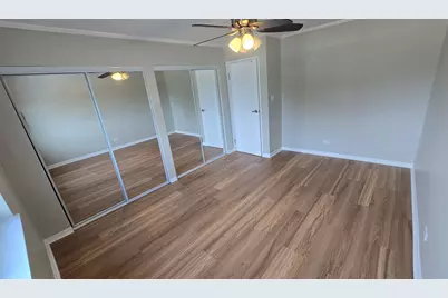 9388 Bay Colony Drive #2N, Des Plaines, IL 60016 - Photo 18