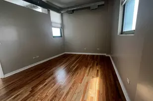 2001 S Calumet Ave, Chicago, IL 60616 - Photo 22