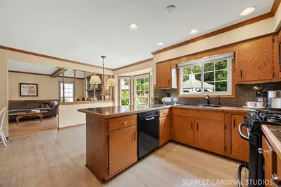 624 Joshua Court, Naperville, IL 60540 - Photo 4