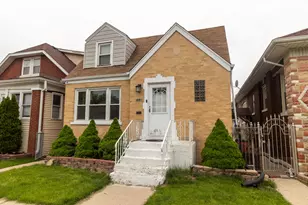 1828 S 50th Ct, Cicero, IL 60804 - Photo 2