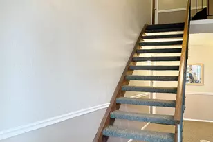 576 Greystone Ln, Wheeling, IL 60090 - Photo 2