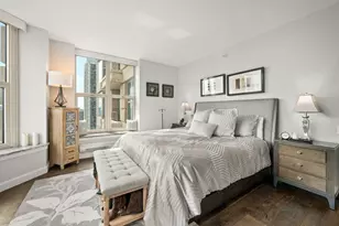 25 E Superior St, Chicago, IL 60611 - Photo 20