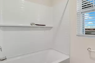 1234 Linden Ter, Hampshire, IL 60140 - Photo 16
