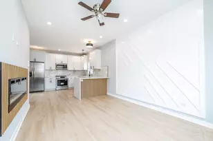 3119 W Flournoy St, Chicago, IL 60612 - Photo 2