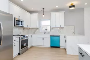 3119 W Flournoy St, Chicago, IL 60612 - Photo 6