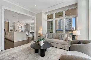 9 W Walton St, Chicago, IL 60610 - Photo 18