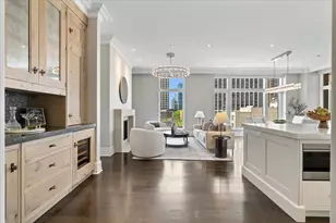 9 W Walton St, Chicago, IL 60610 - Photo 2