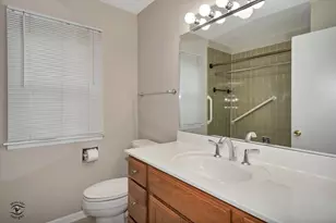 767 Oakwood Dr, Westmont, IL 60559 - Photo 26