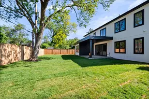 9516 Marion Ave, Morton Grove, IL 60053 - Photo 38